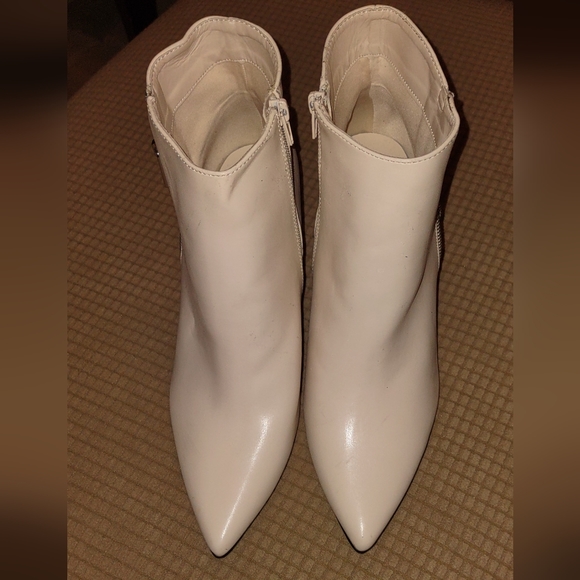 zaynsia Shoes - ZAYNSIA Women's Chunky Block Heel Ankle Boots (Make an Offer)